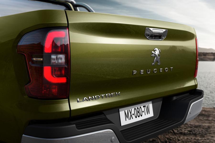 Детали экстерьера Peugeot Landtrek Multipurpose Double Cab 2020 года  (фото 7 из 23)